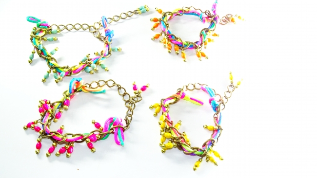 PULSERA CON CORDON FLUO VARIOS COLORES+++