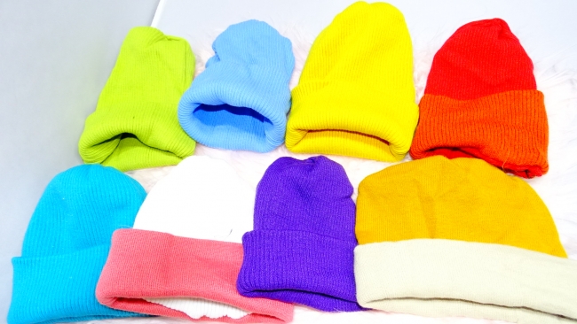 GORRO TEJIDO VARIOS COLORES =