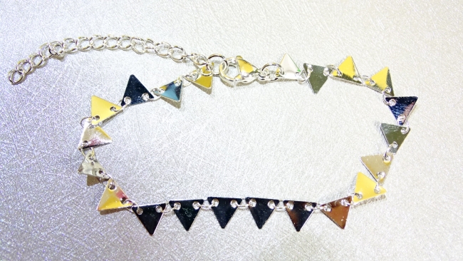 PULSERA ACERO BLANCO TRIANGULOS +++