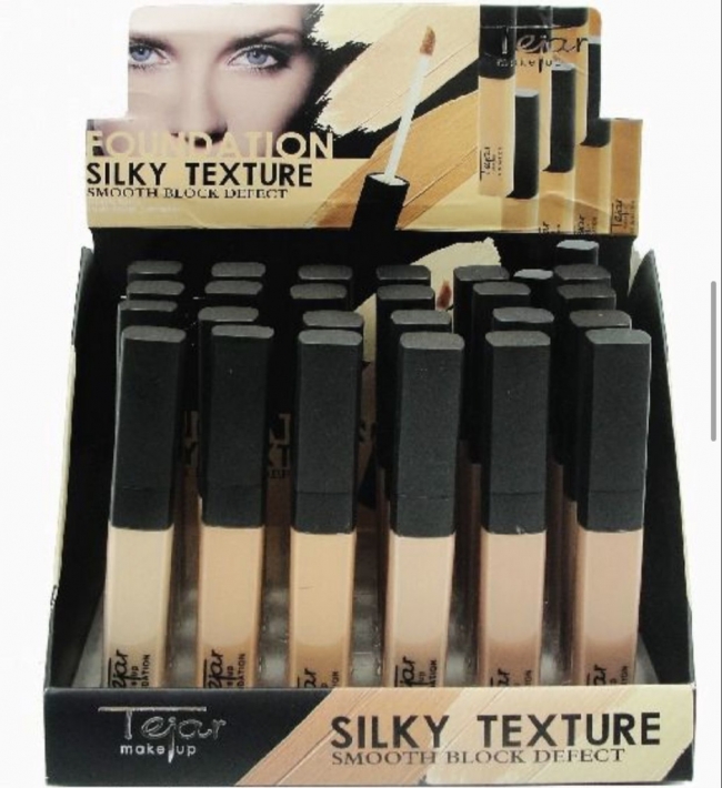 MAQUILLAJE FLUIDO CON APLICADOR TEJAR 