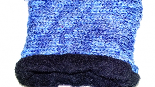 CUELLO TEJIDO CON CORDERITO CON LENTEJUELAS