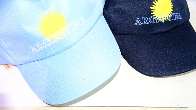 GORRA ESTAMPADA ARGENTINA VARIOS COLORES+++//+