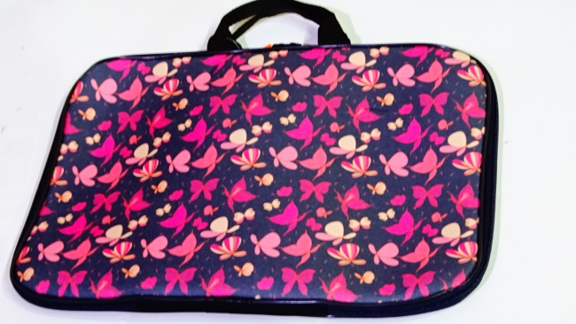 FUNDA PORTANOTEBOOK NEOPRENE ESTAMPADA-