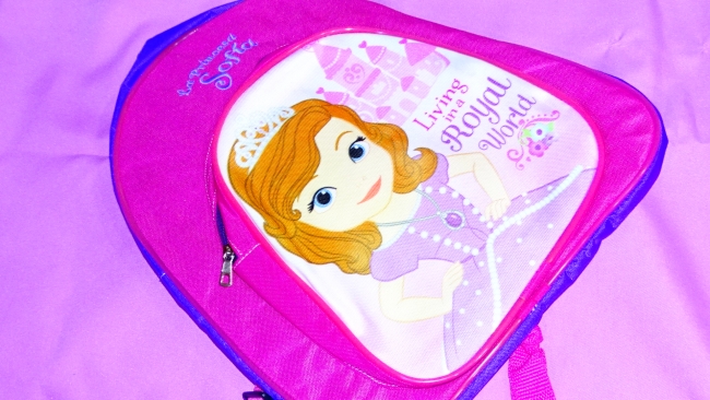 MOCHILA MEDIANA PRINCESA SOFIA+++