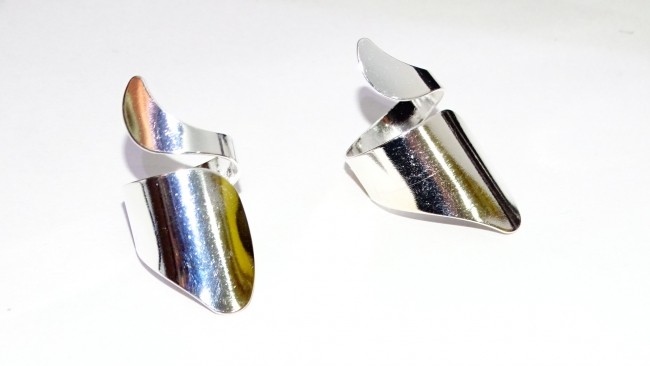 ANILLO BIJOU PLATEADO++++