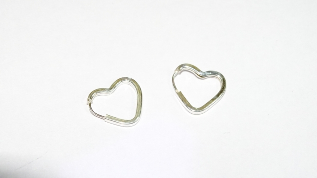 AROS PLATA CORAZON 1,4 CM++++/