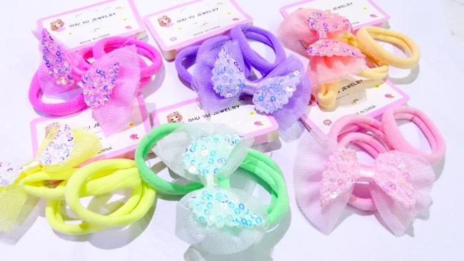 COLITAS MOÑOS CON LENTEJUELAS X 36
