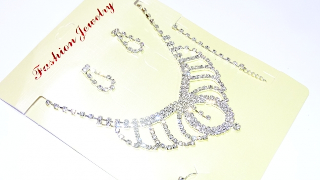 28 pièces accessoires boucles d'oreilles DIY, pendentifs , strass AB 28 pièces accessoires boucles d'oreilles DIY, pendentifs , strass AB