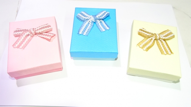 CAJAS PARA REGALO 7X9 X 12 UNIDADES