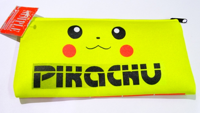 CARTUCHERA PLANA NEO PIKACHU+*