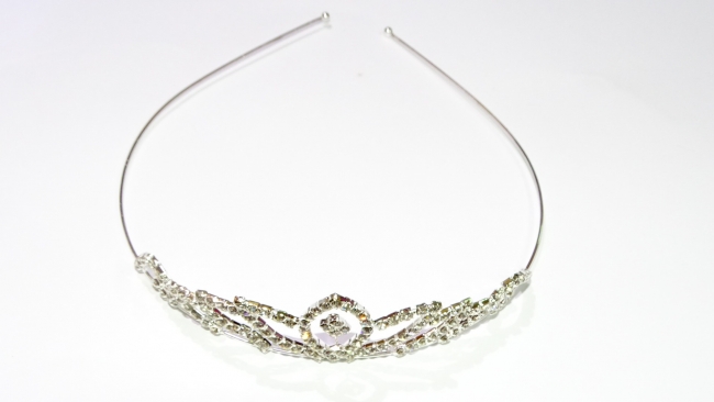 TIARA STRASS+