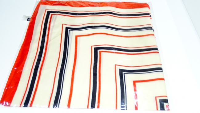 PAÑUELO 70 X 70 NB