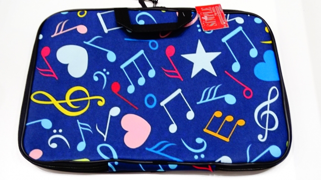 FUNDA PORTANOTEBOOK NEOPRENE ESTAMPADA CHICA-