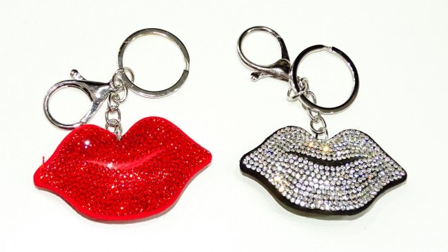 LLAVERO LABIOS STRASS