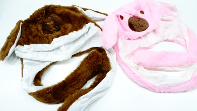 GORRO LED CAPIBARA OREJAS MOVIBLES