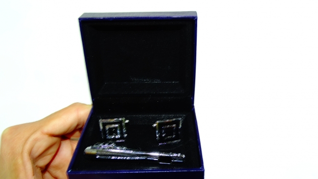 SET TRABA CORBATA CON GEMELOS 