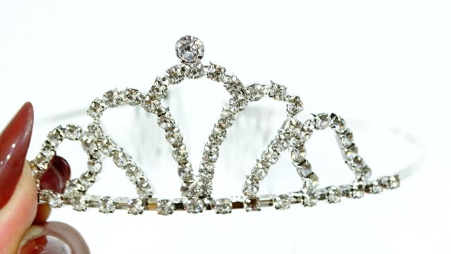 TIARA STRASS