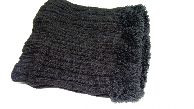 CUELLO CORDERITO NEGRO CON TEJIDO