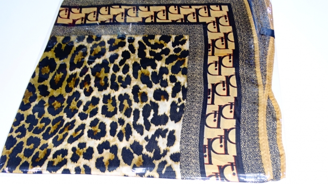 PAÑUELO 70 X 70