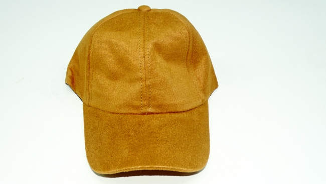 GORRA TIPO GAMUZA