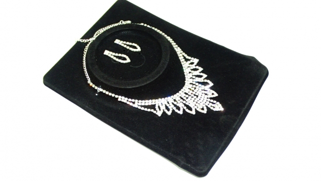 CONJUNTO STRASS BLACK