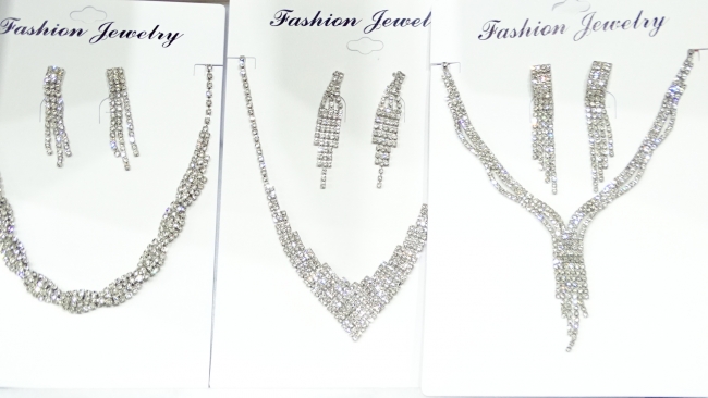 CONJUNTO STRASS WHITE
