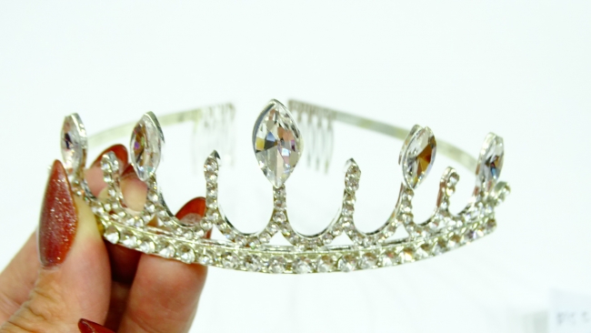 TIARA STRASS