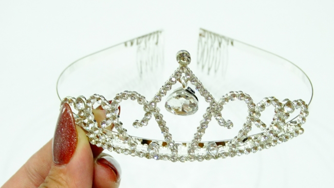 TIARA STRASS