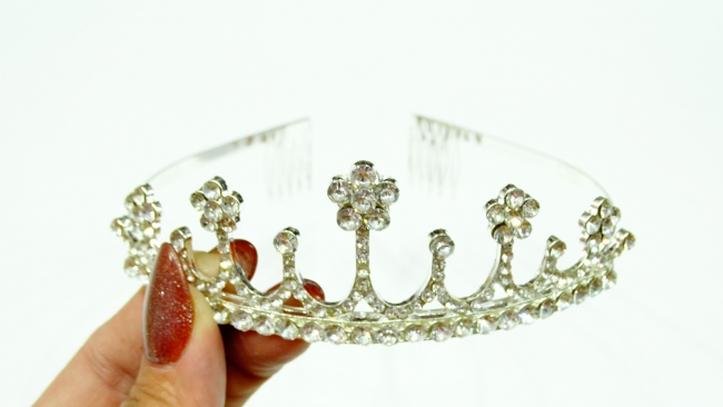 TIARA STRASS