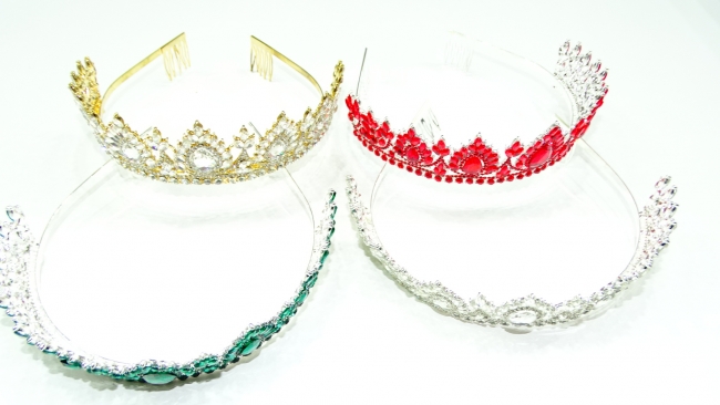 TIARA STRASS