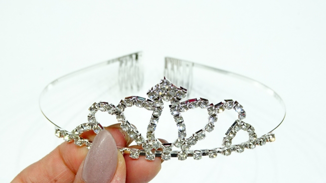 TIARA STRASS