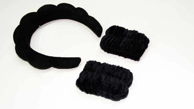 SET VINCHA BEAUTY CON MUÑEQUERAS VARIOS COLORES