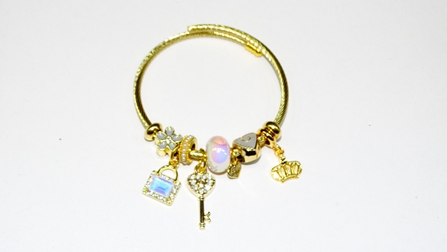 PULSERA ACERO DORADO TIPO PANDORA