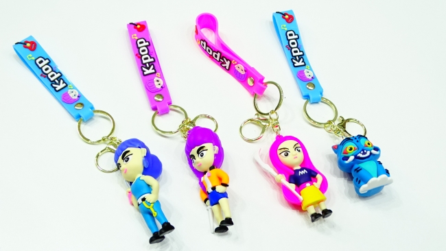 LLAVERO GUERRERAS K POP