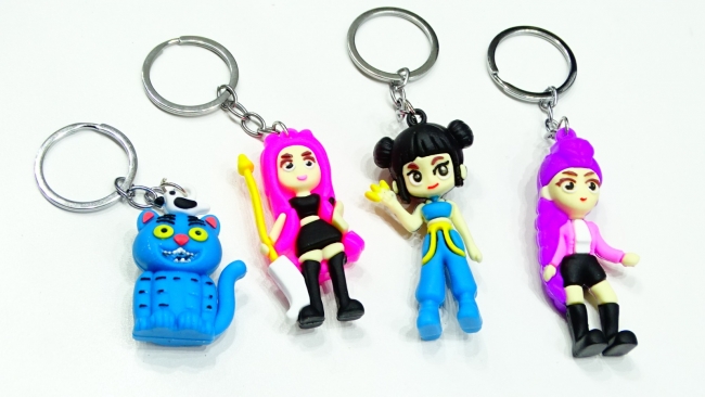 LLAVERO GUERRERAS K POP X 12