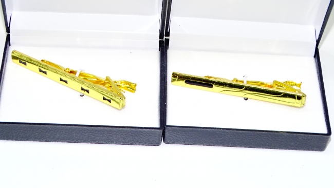 TRABA DE CORBATA DORADO VARIOS MODELOS