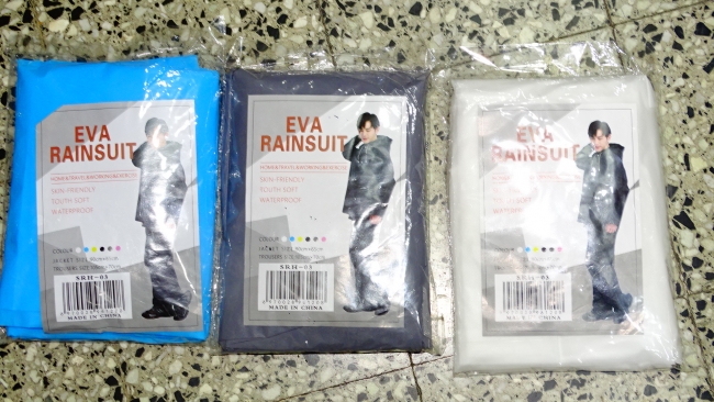 PILOTO EVA RAINCOAT