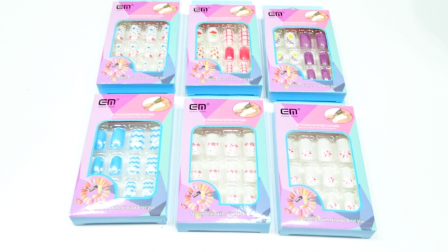 UÑAS POSTIZAS INFANTILES VARIOS MODELOS