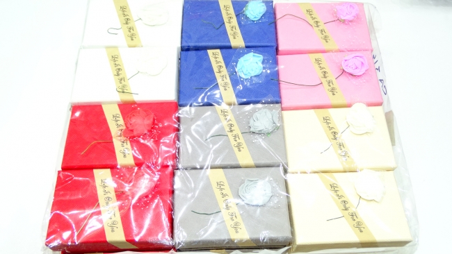 CAJAS PARA REGALO 5X8 X 24 UNIDADES
