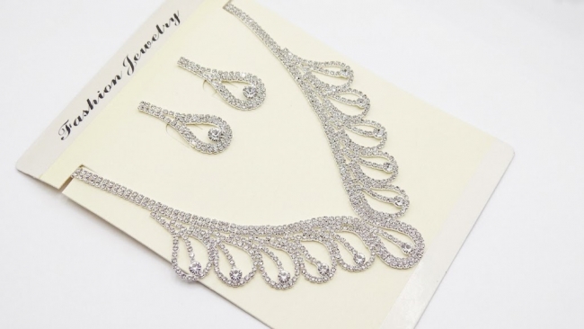 SET STRASS