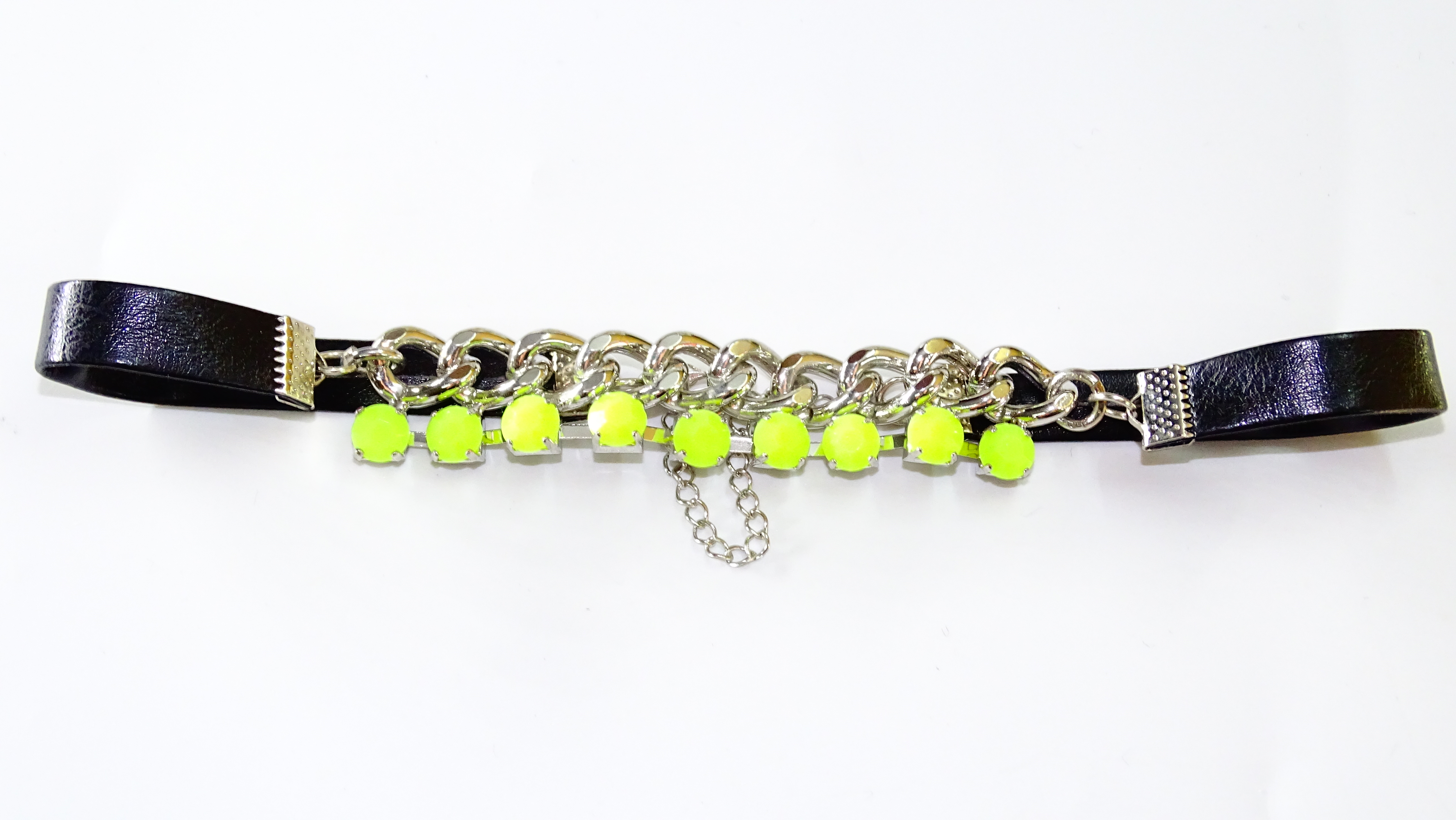 CHOKER CON STRASS FLUO++++