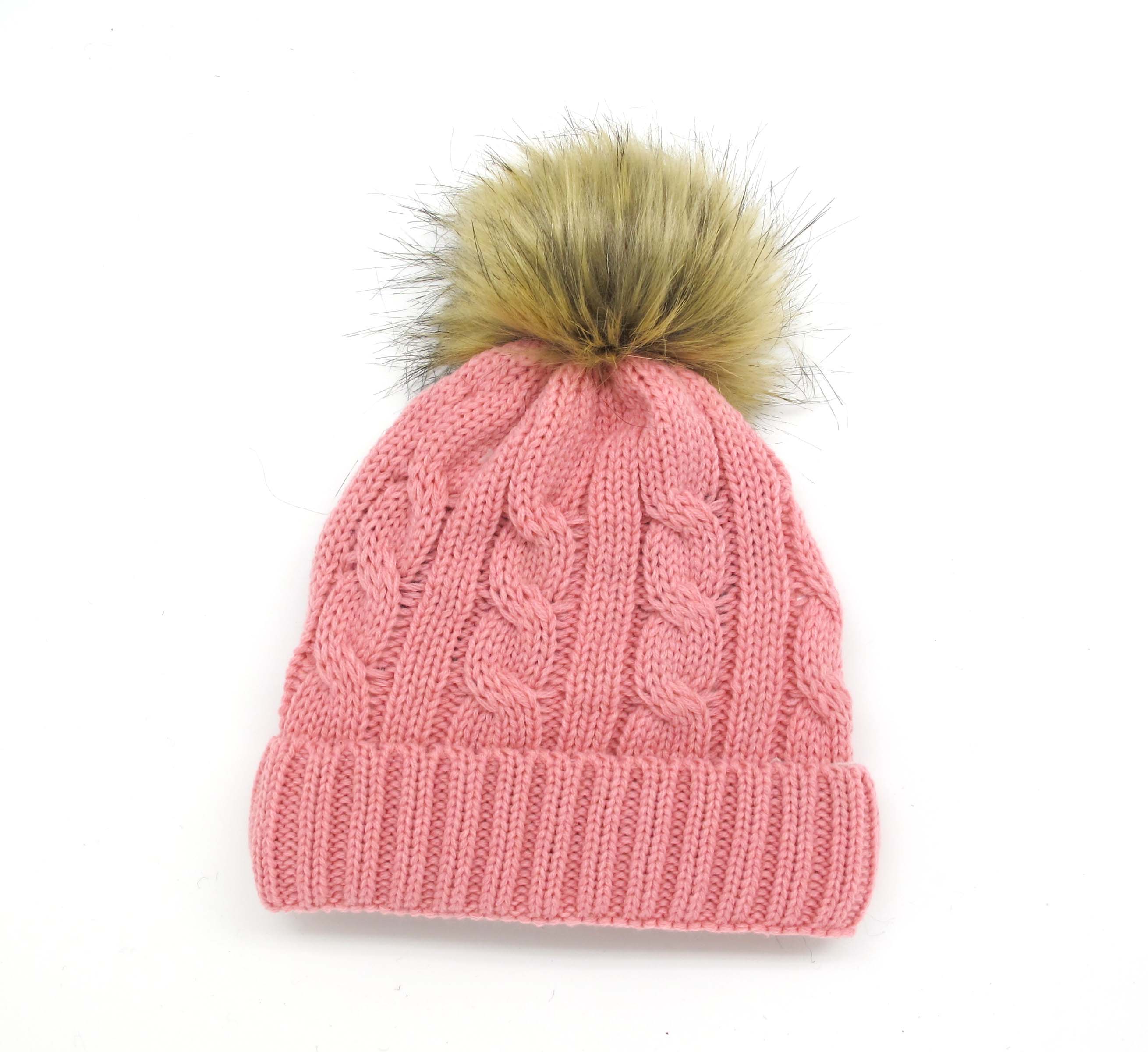 GORRO ROSA CON POMPON DE PIEL MARRON+