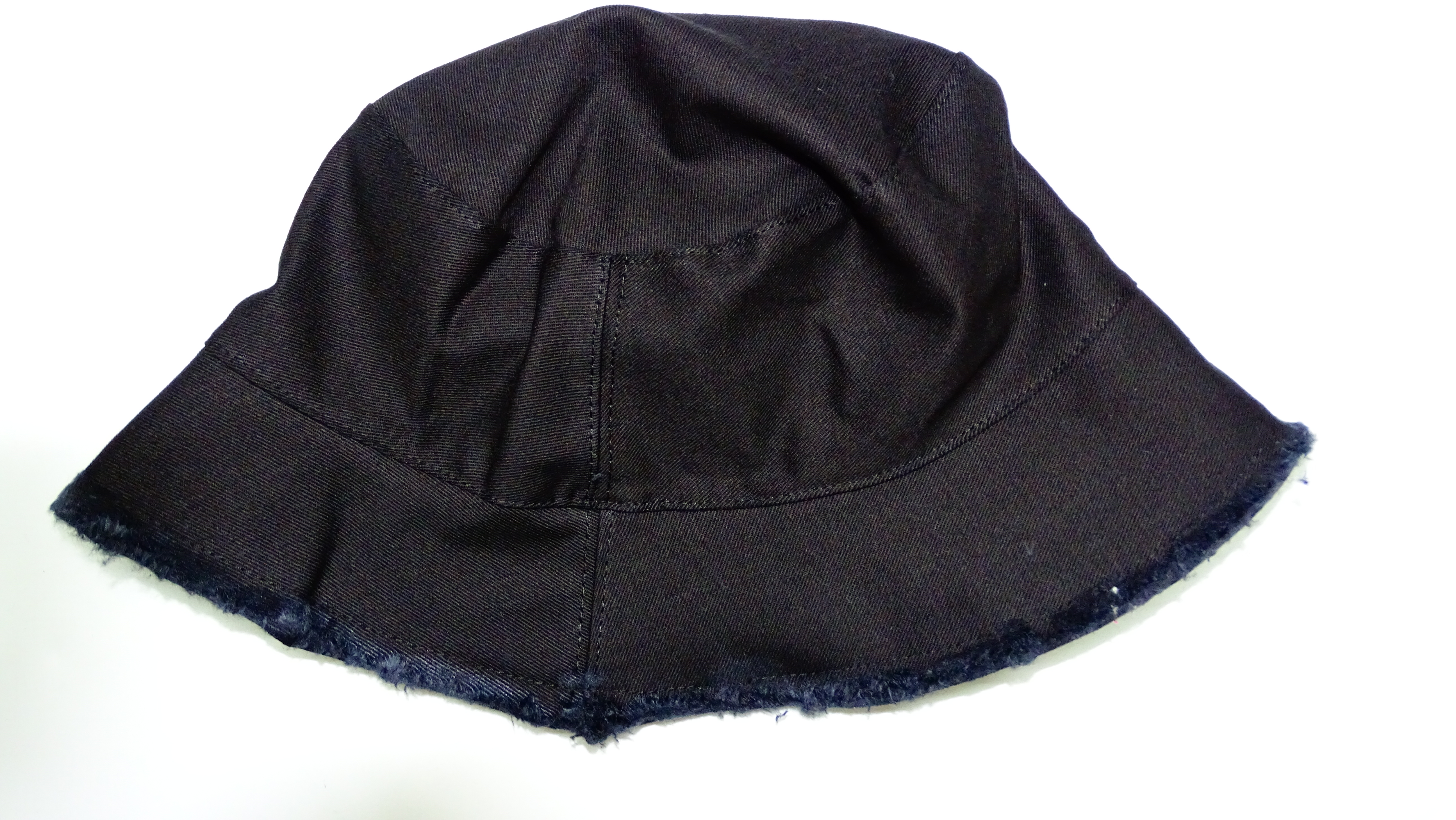 GORRO PILUSO GABARDINA DESFLECADO++++/