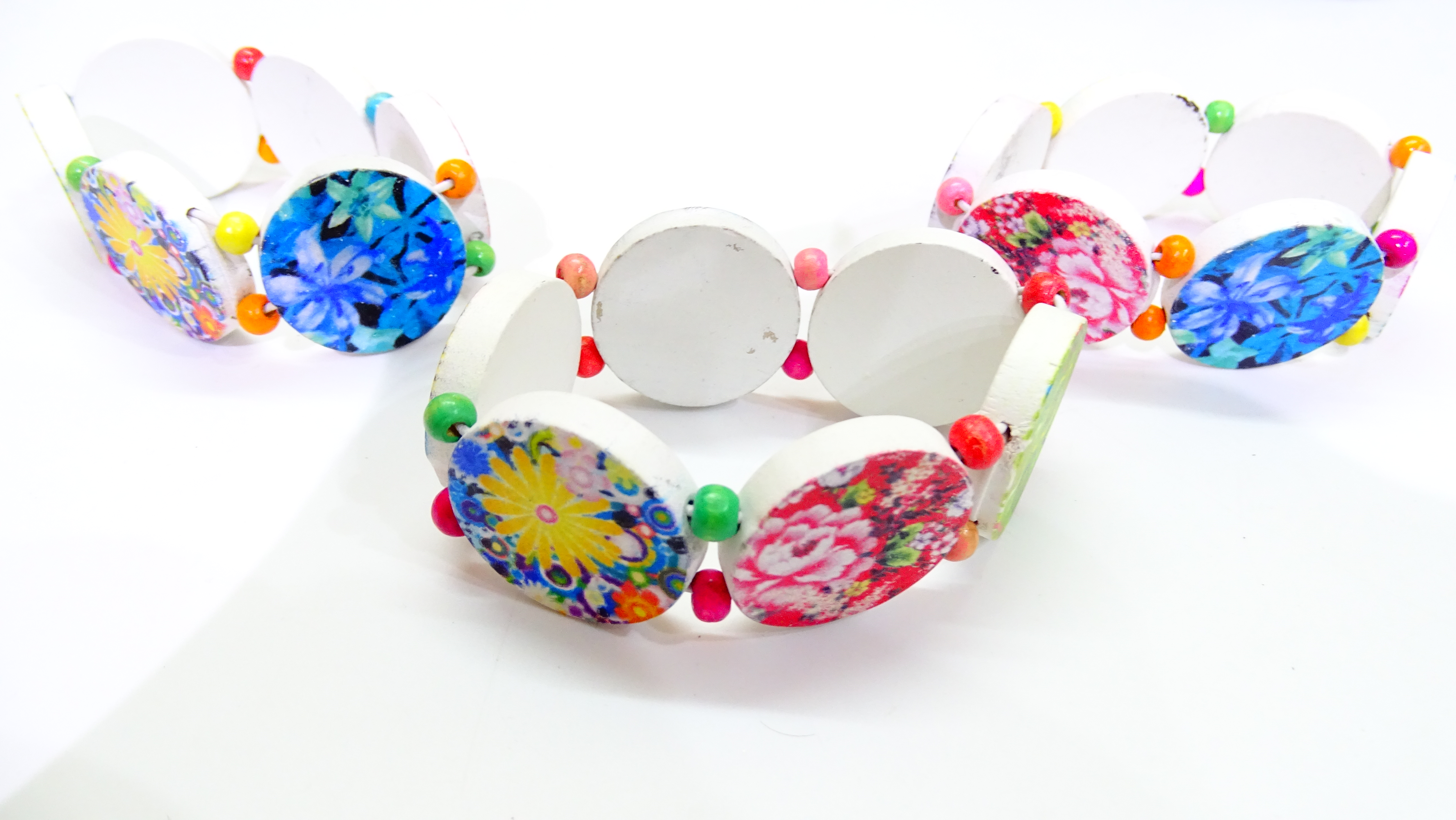 PULSERA FLOREADA+++