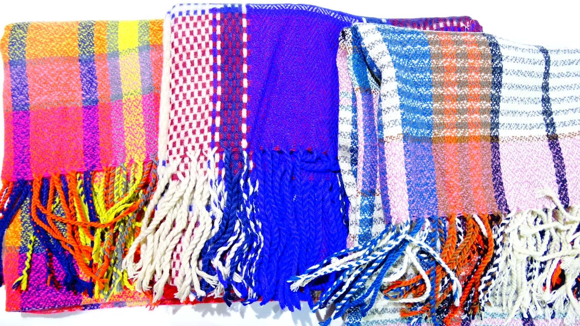 PASHMINA BUFANDA CON FLECOS ESCOCESA VARIOS COLORES +