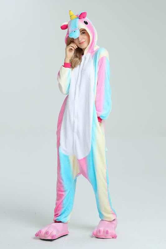 PIJAMA UNICORNIO MULTICOLOR CLARO ADULTO