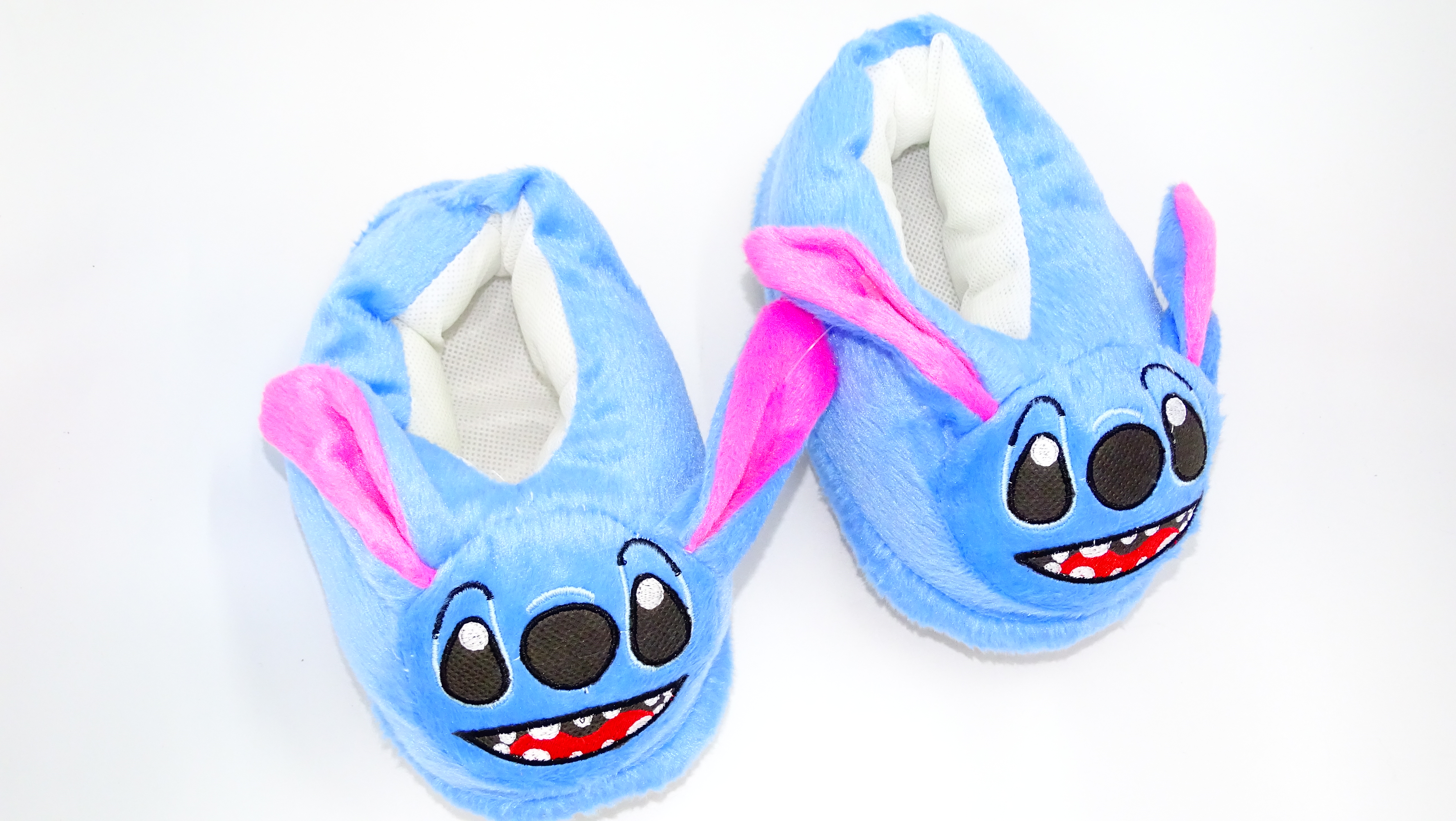 PANTUFLAS STITCH TALLE 25/28++++